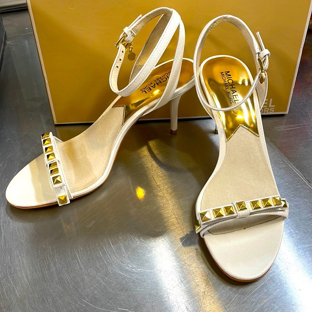 MICHAEL Michael Kors White Ankle Strap Bow Heels with Gold Studs